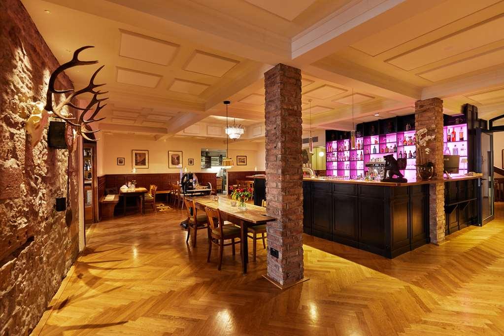 Hotel Zum Roten Baeren Freiburg Restaurang bild